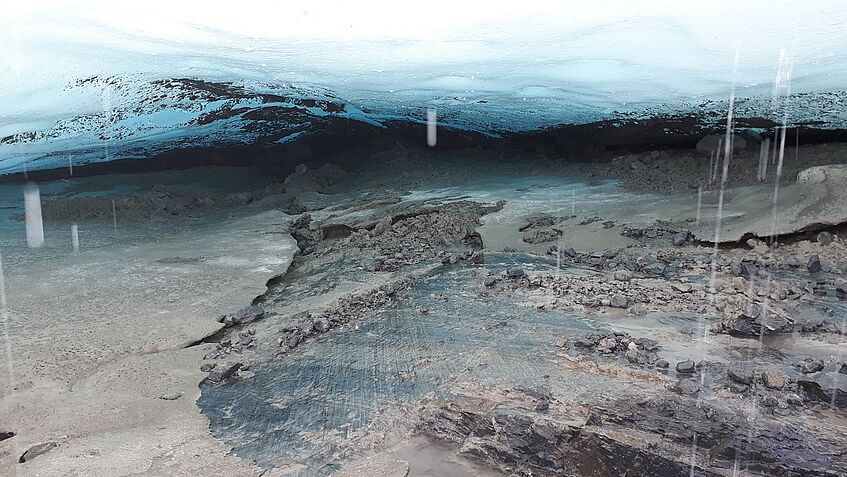 Ice Cave beneath the Gepatsch Glacier 